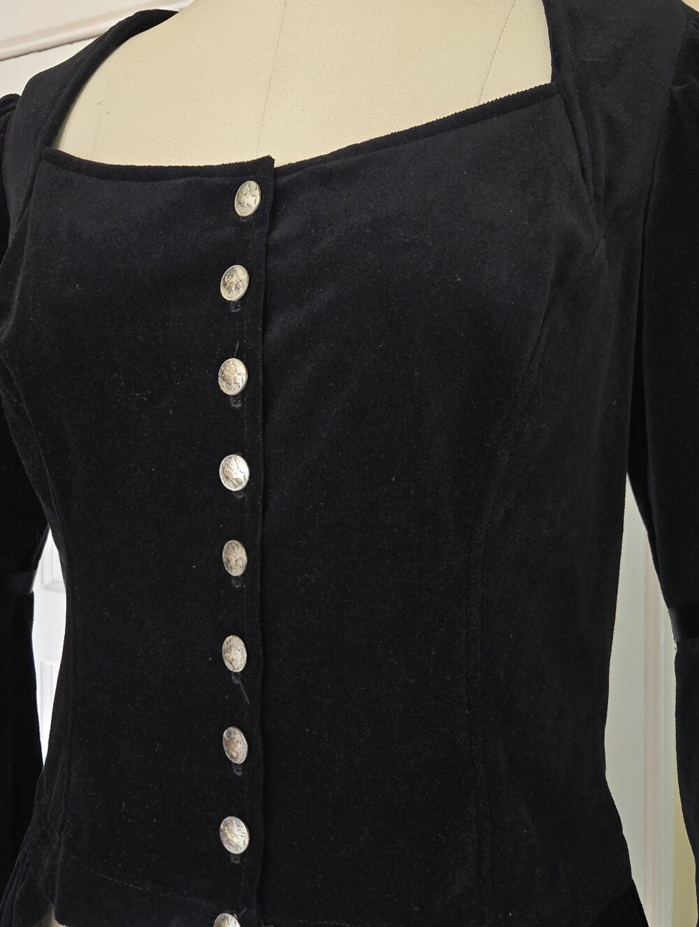 Shrine of Hollywood black velvet goth steampunk tailcoat bell sleeve peplum - Picture 14 of 16